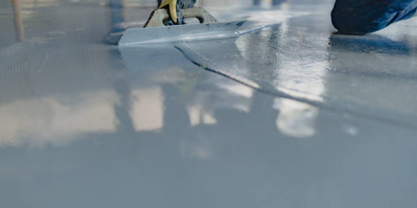 Pintar Fachadas de Naves Industriales, Fábricas y Almacenes en València · Pavimentos para Pintado de Parkings